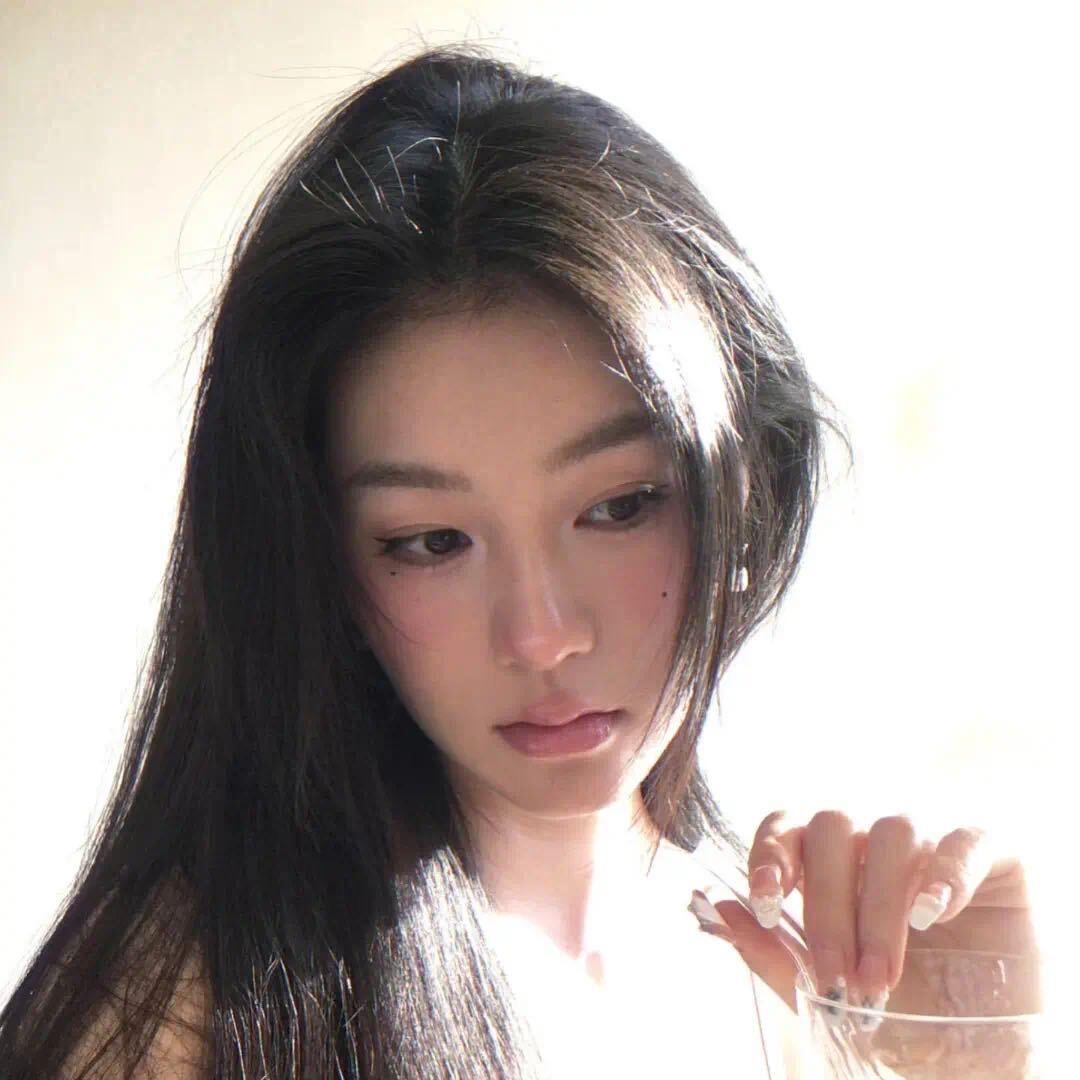 @ Genius灬彩         ·