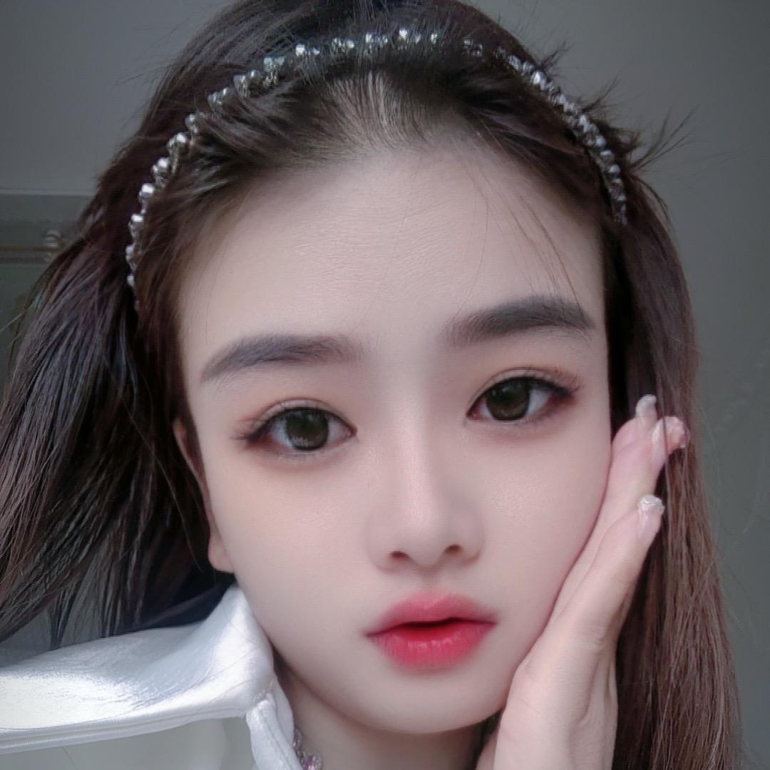 爱笑的傻妞