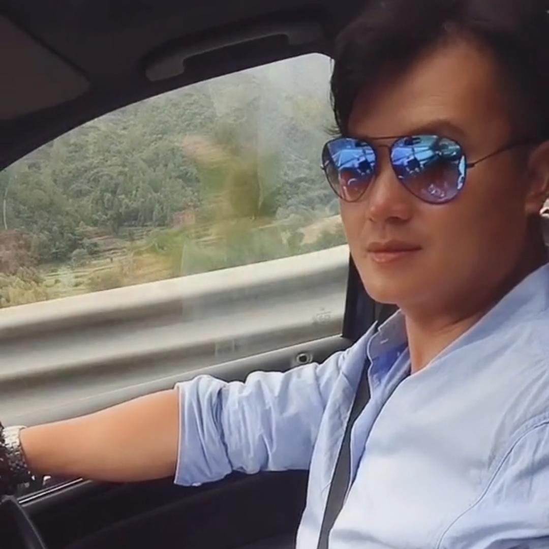 紫名璇