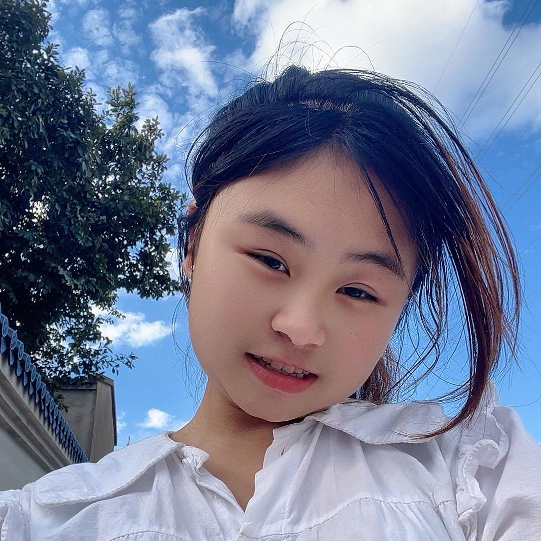 浪小妹（在河南三妹直播现场）