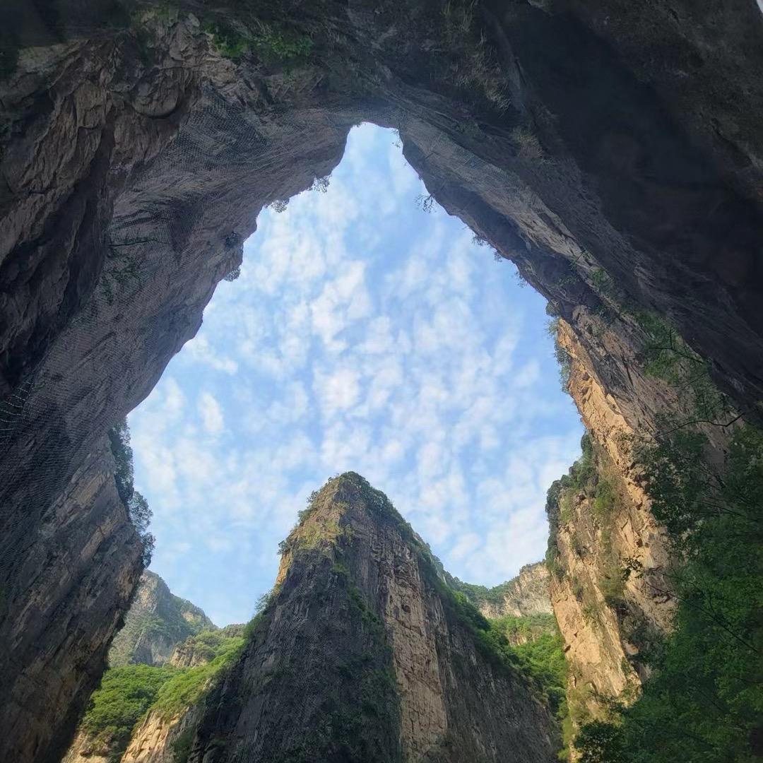 八泉峡景区拼车包车游