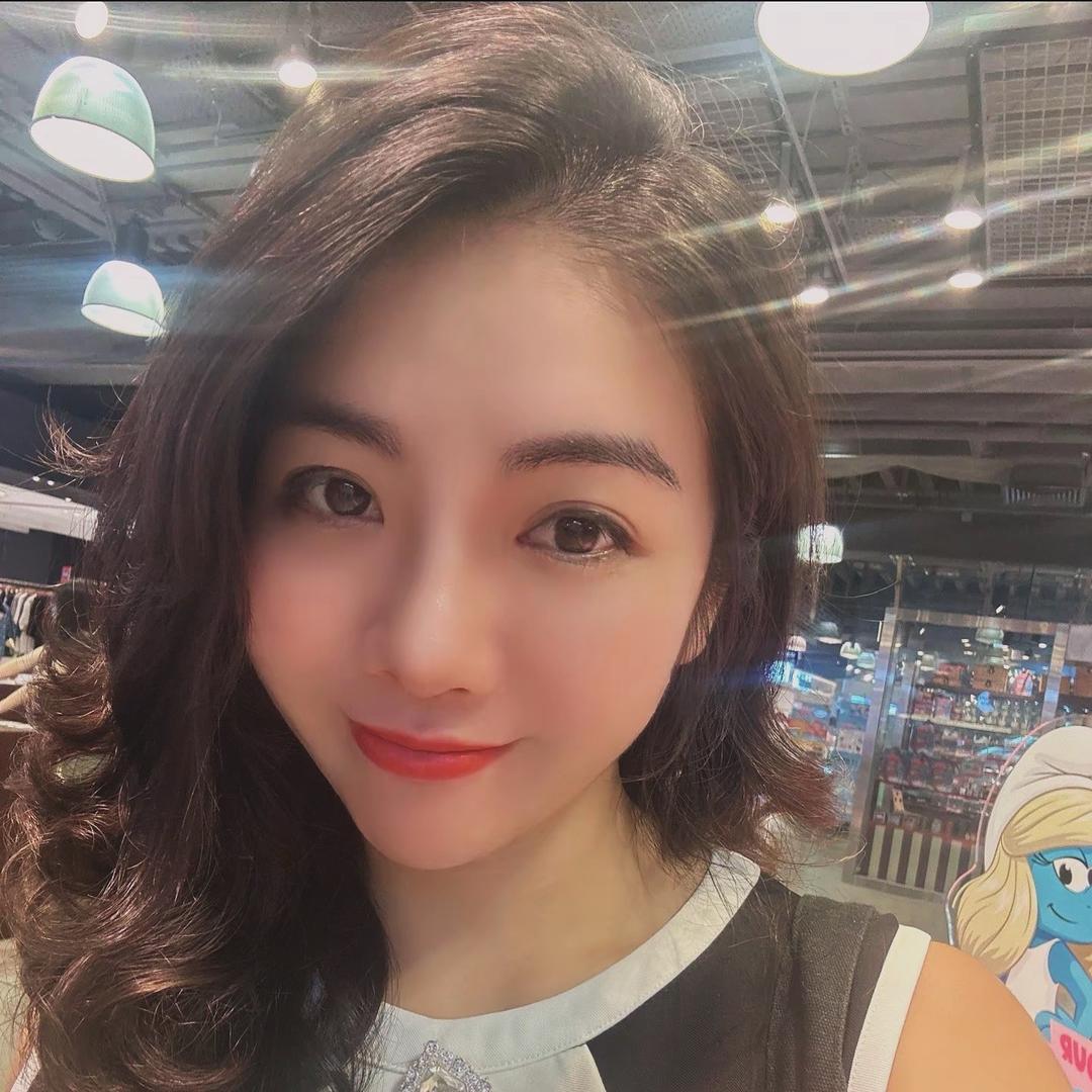 甜兒Jessica 港楼港险AIA