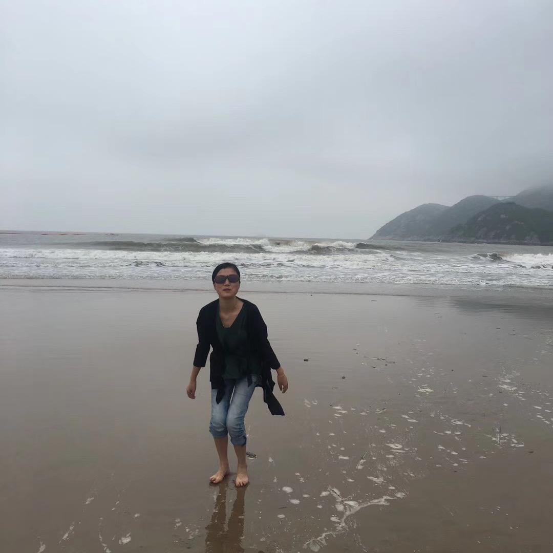 卖年糕的小姐姐