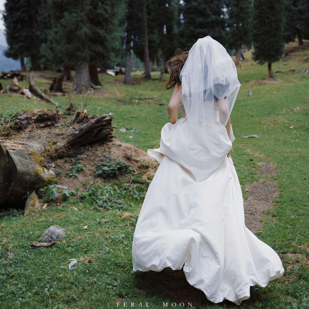 素沁椿野-山云小众婚纱礼服馆