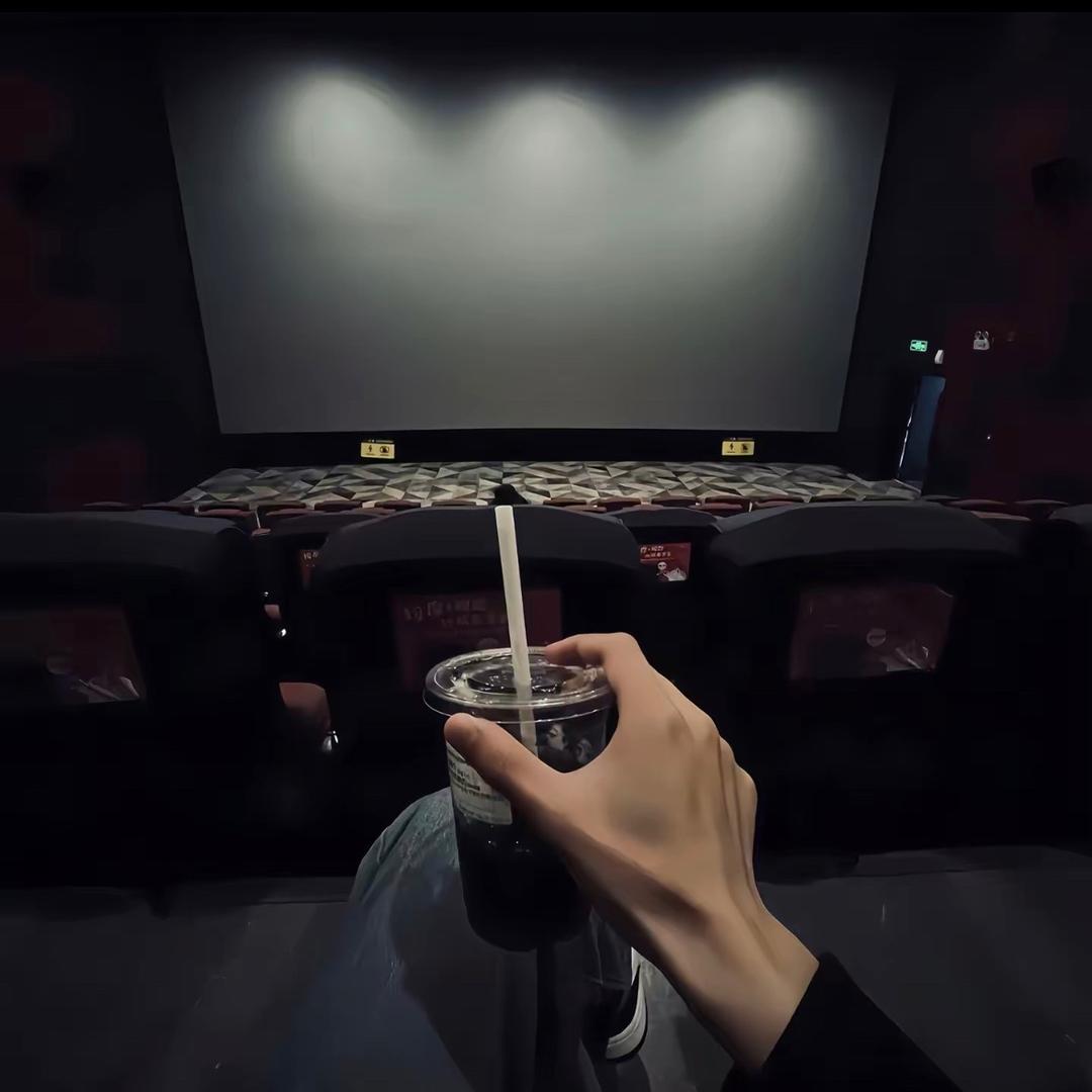 泠然