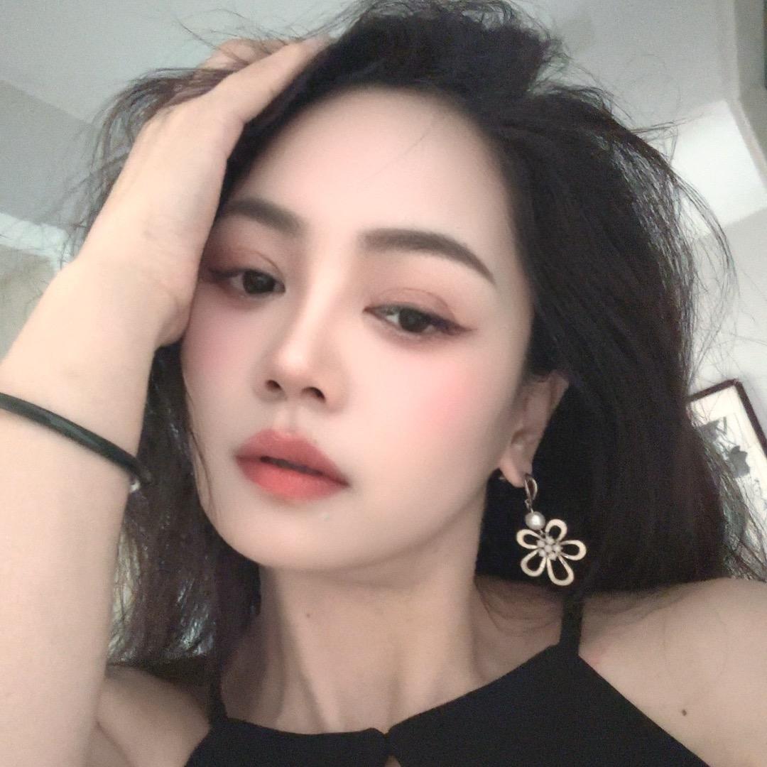纯情女王👸
