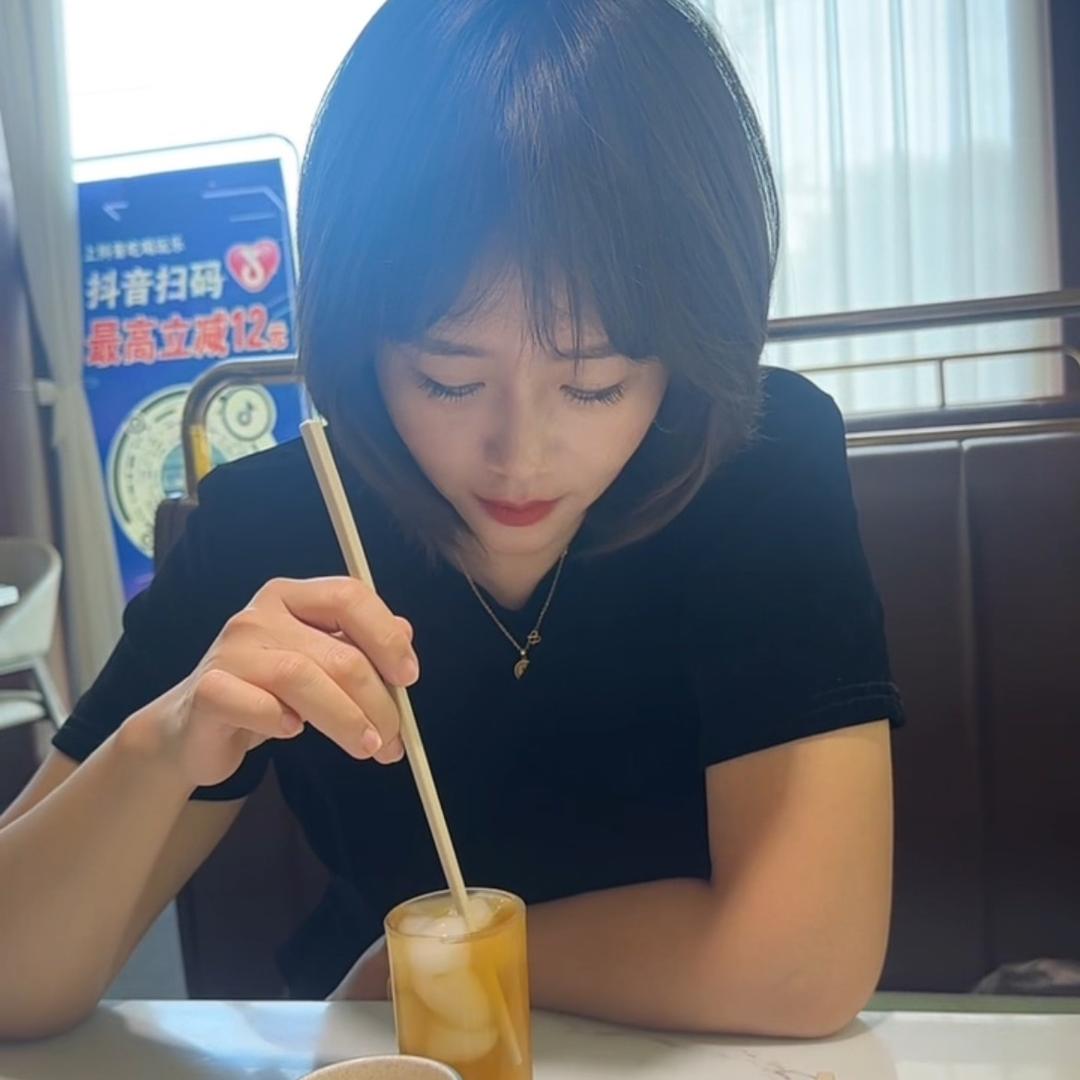 Li ᗢᘏᓗi