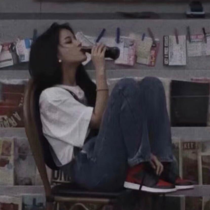 爱睡觉的小旋.
