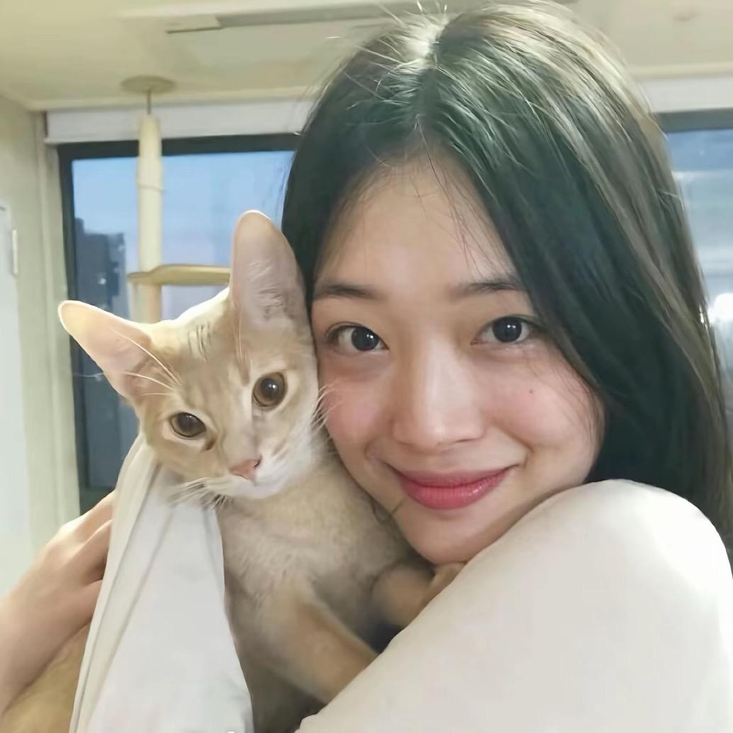 美到炸的女人