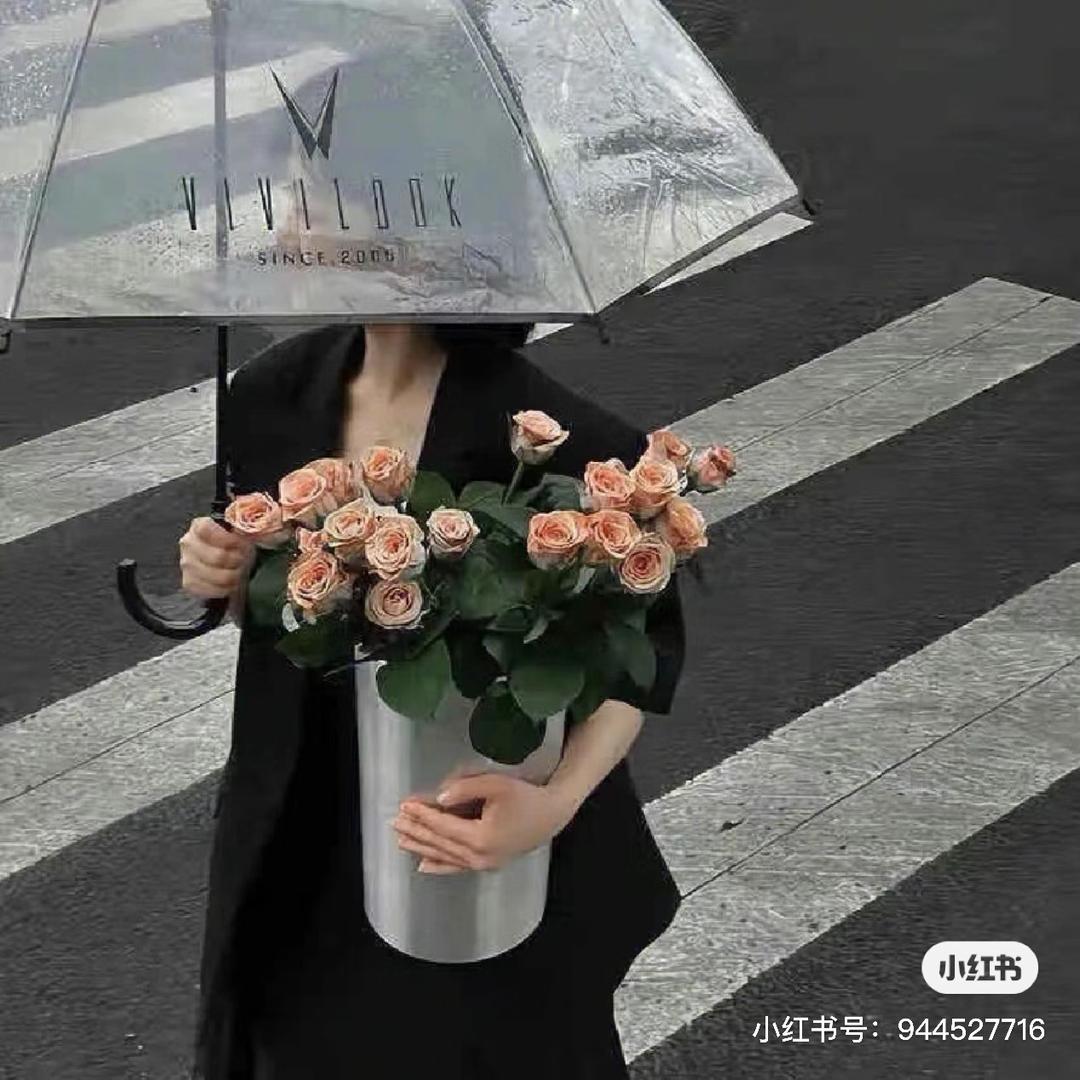 欧曼小姨子
