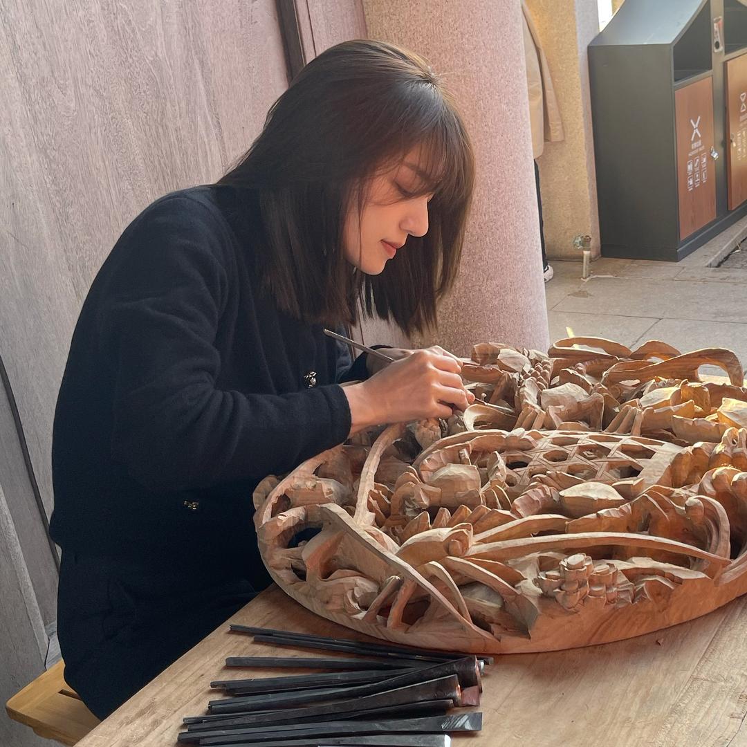 木雕代表性传承人陈嘉