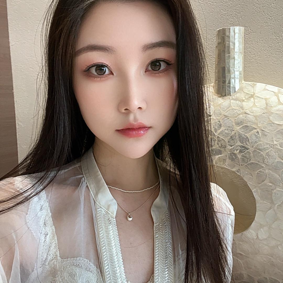 莉娜