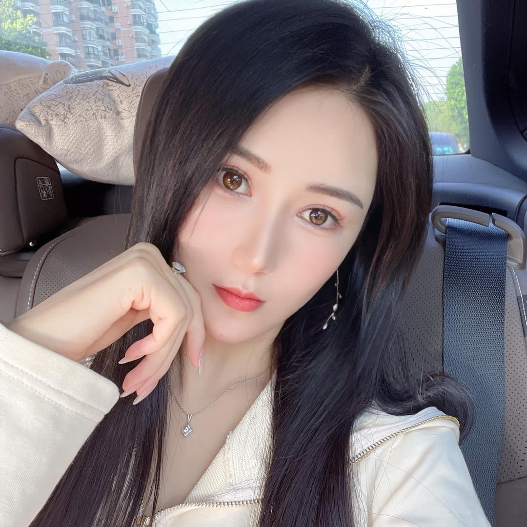 爱吃芋泥的琳子呀