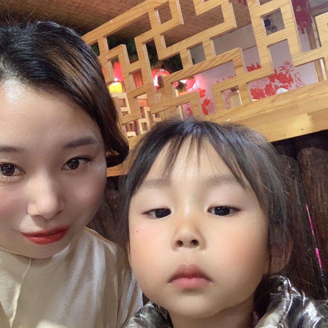 巨鹿县梁迎娟银饰店