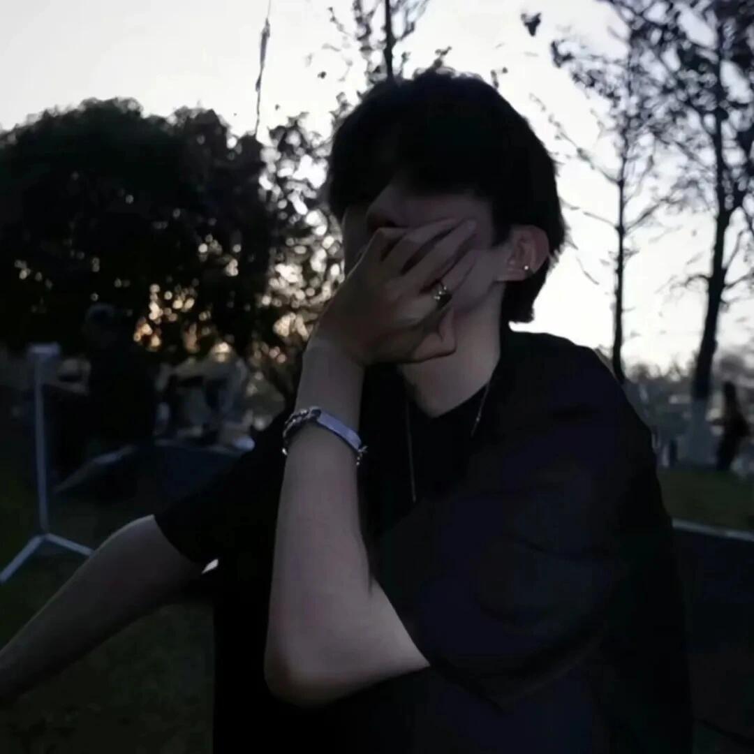 挚爱丽.