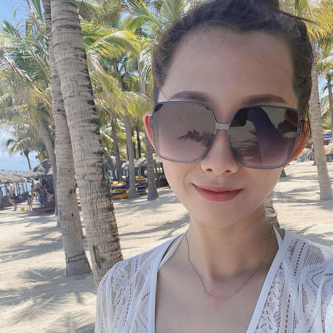 🧘🏼‍♀️🏸🥢