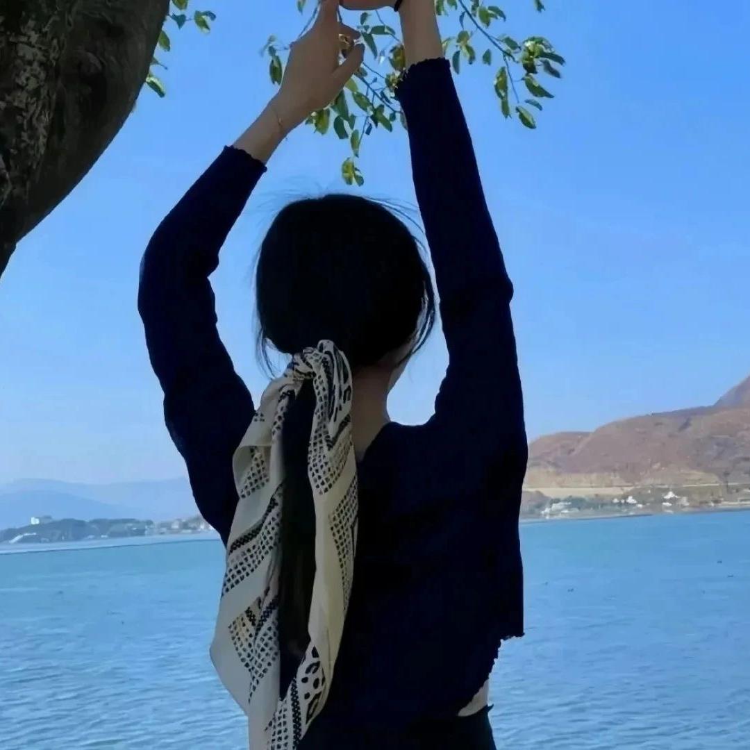 桃汐服装