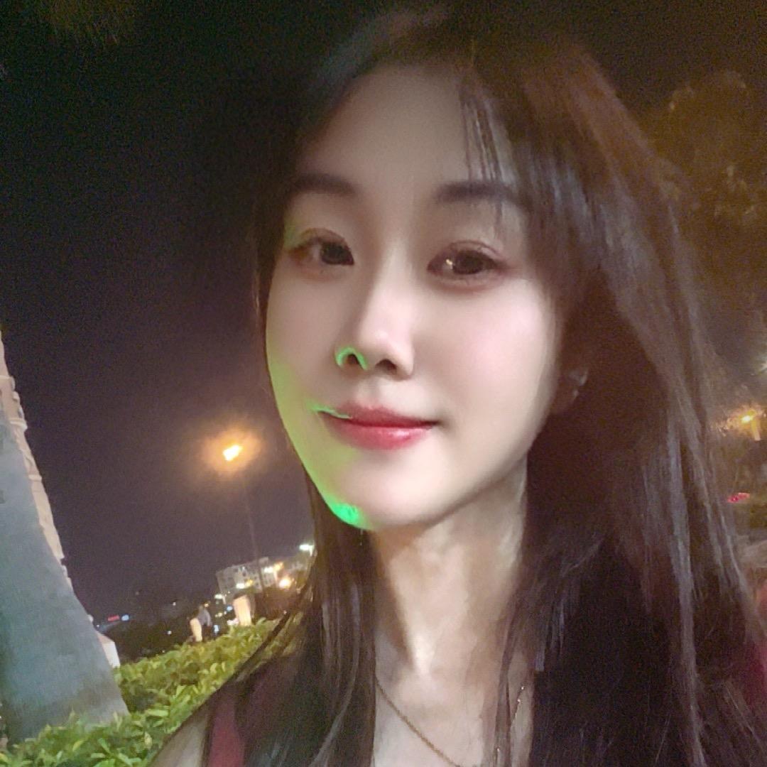 英子