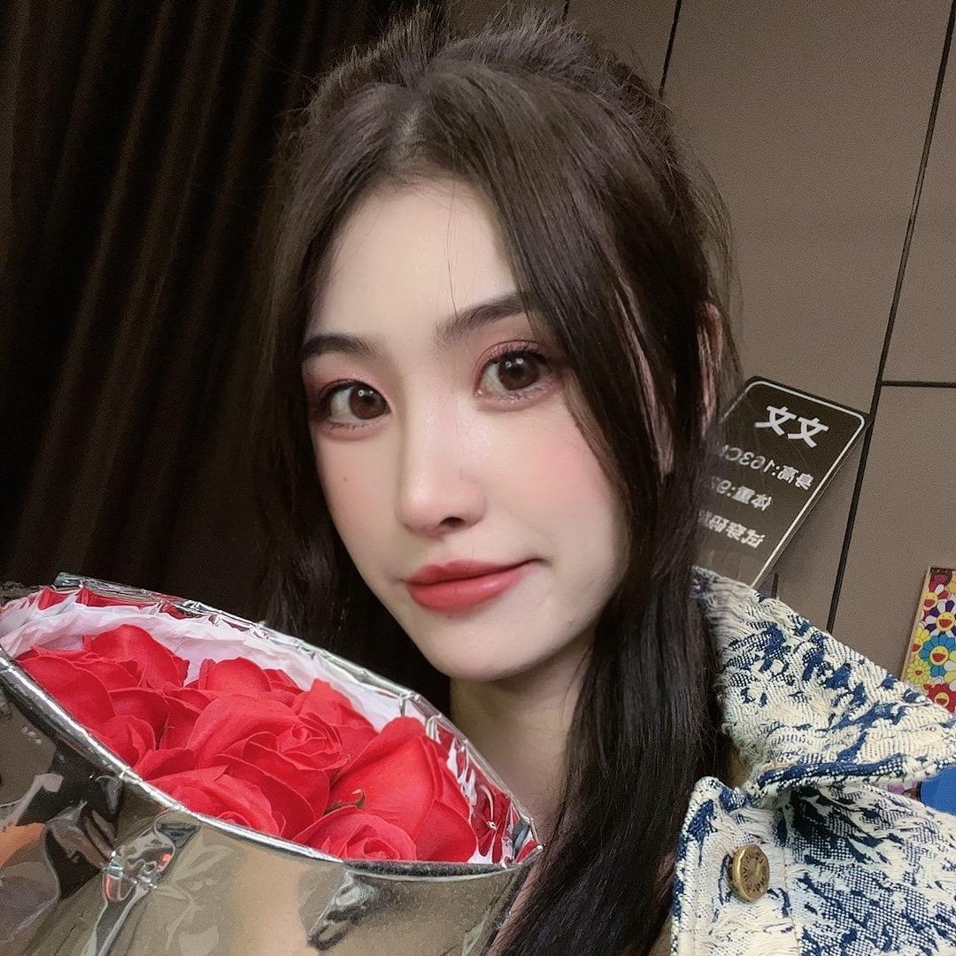 文文的朋友圈