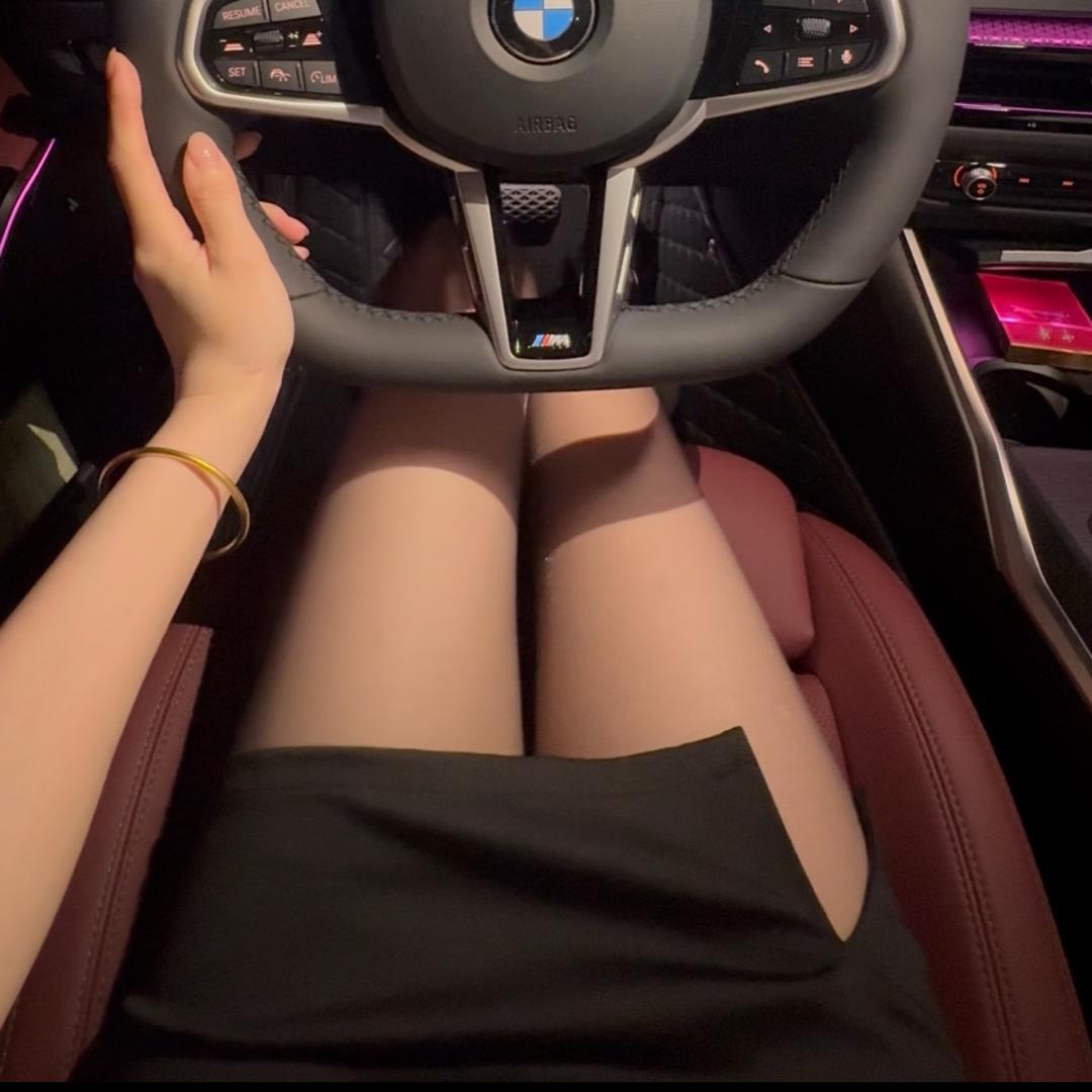 3 系与她