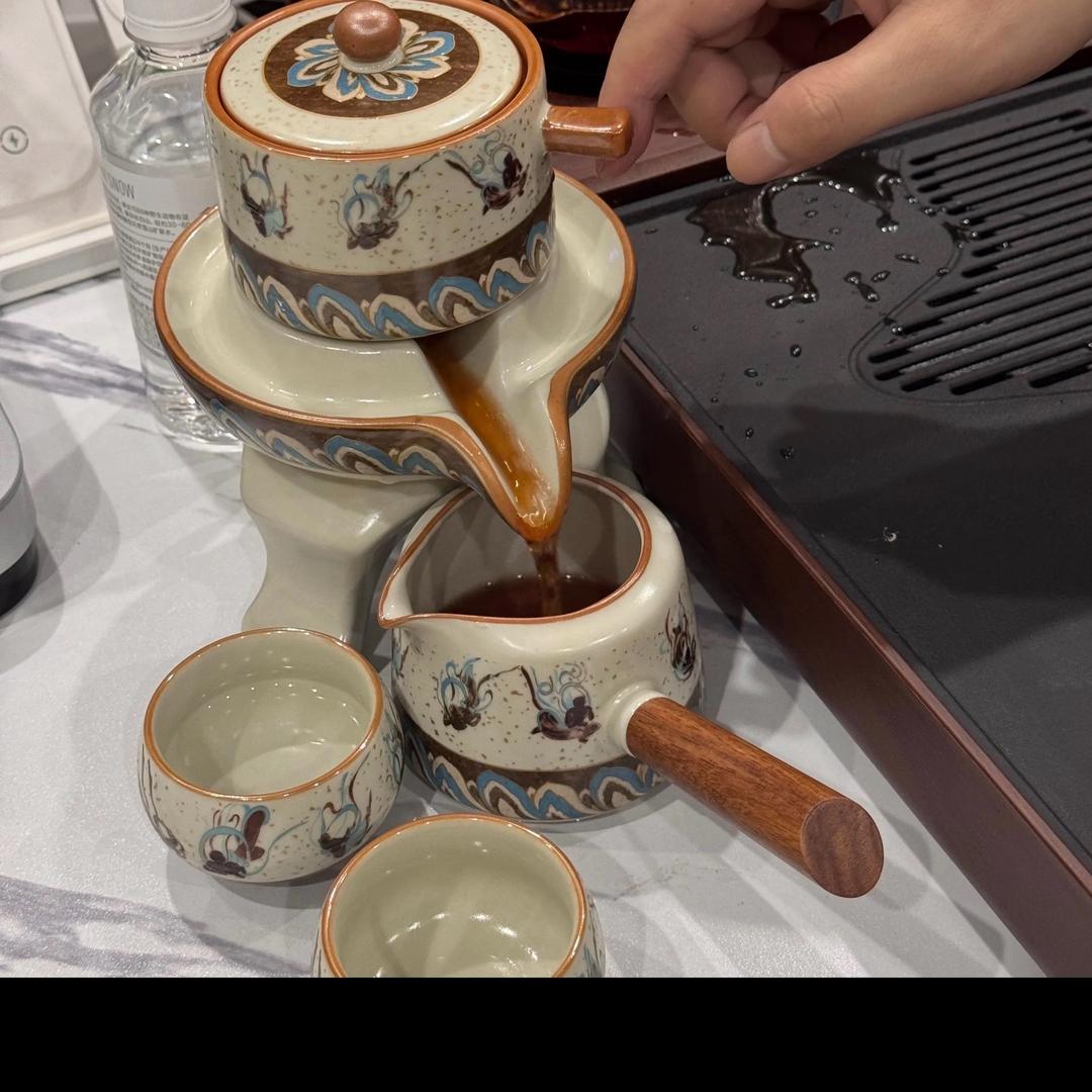 品茗赏月