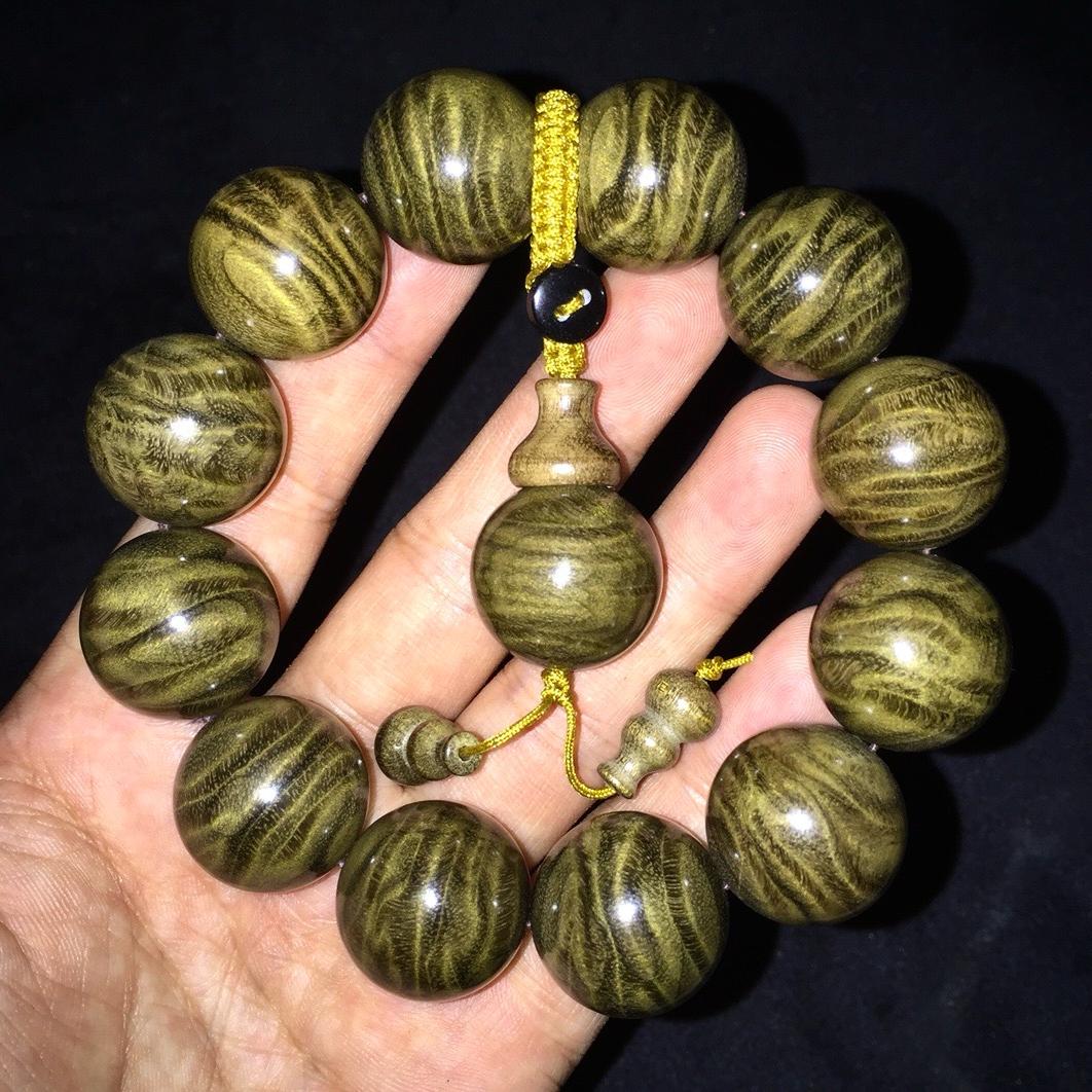 巷往金丝楠木馆的头像