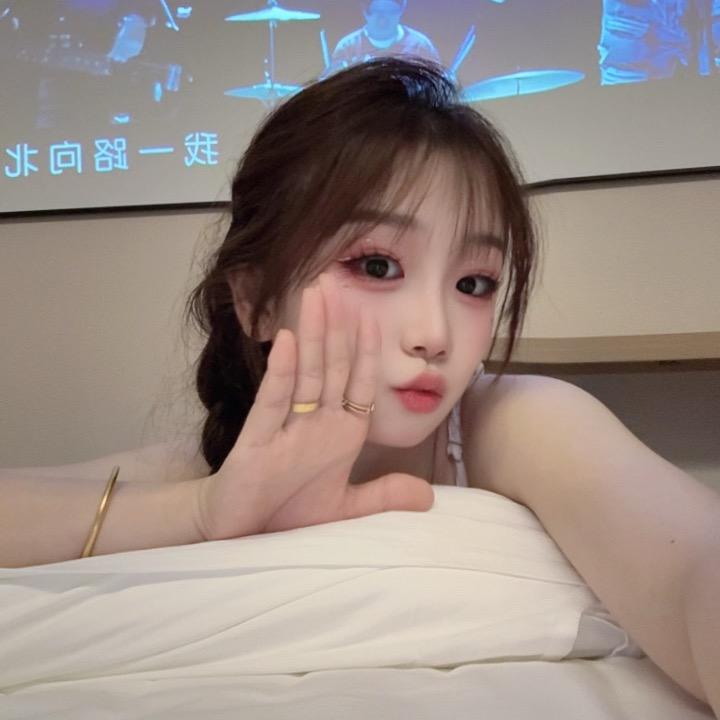 静不下来的铃铛🎐