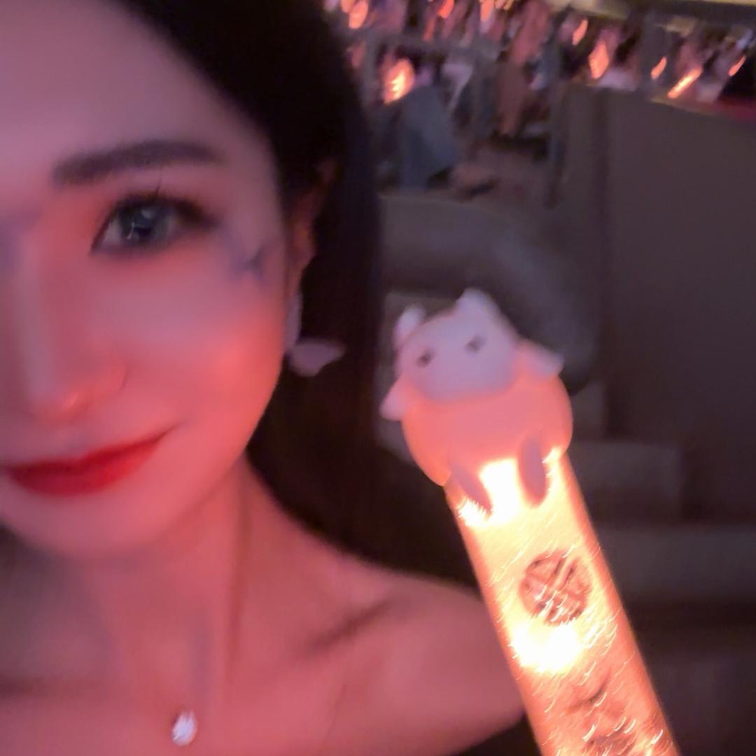 来日纵使千千晚星✨头像