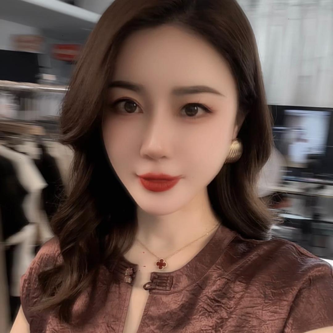 舞扬扬轻奢女装