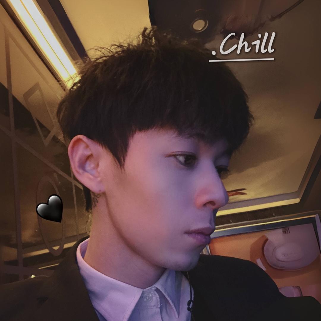 一介俗人☑️（K歌沐足）