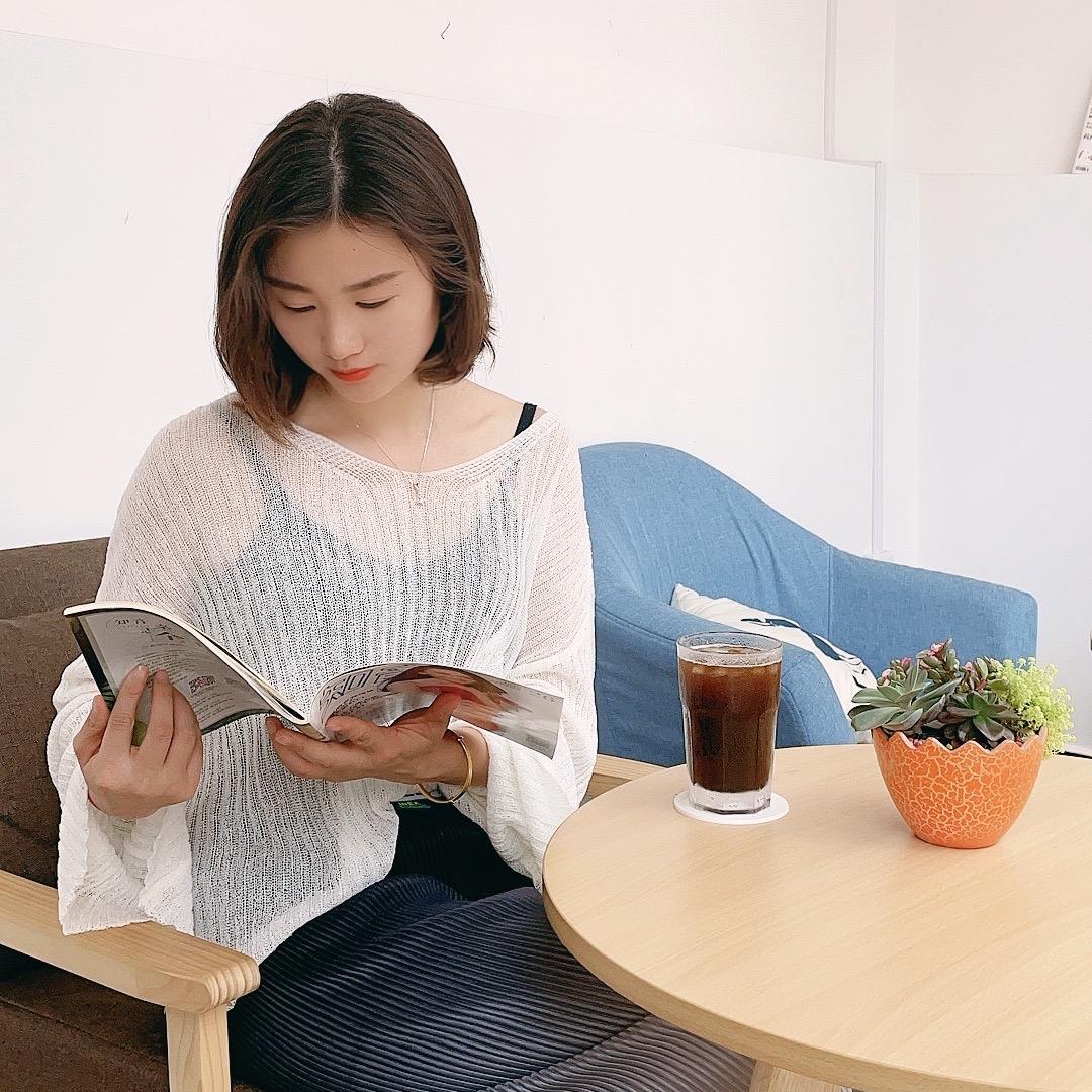 水泥座的女人🦥