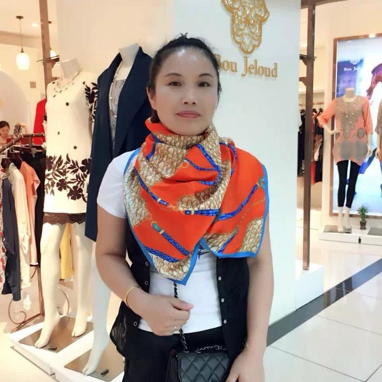 何何美美