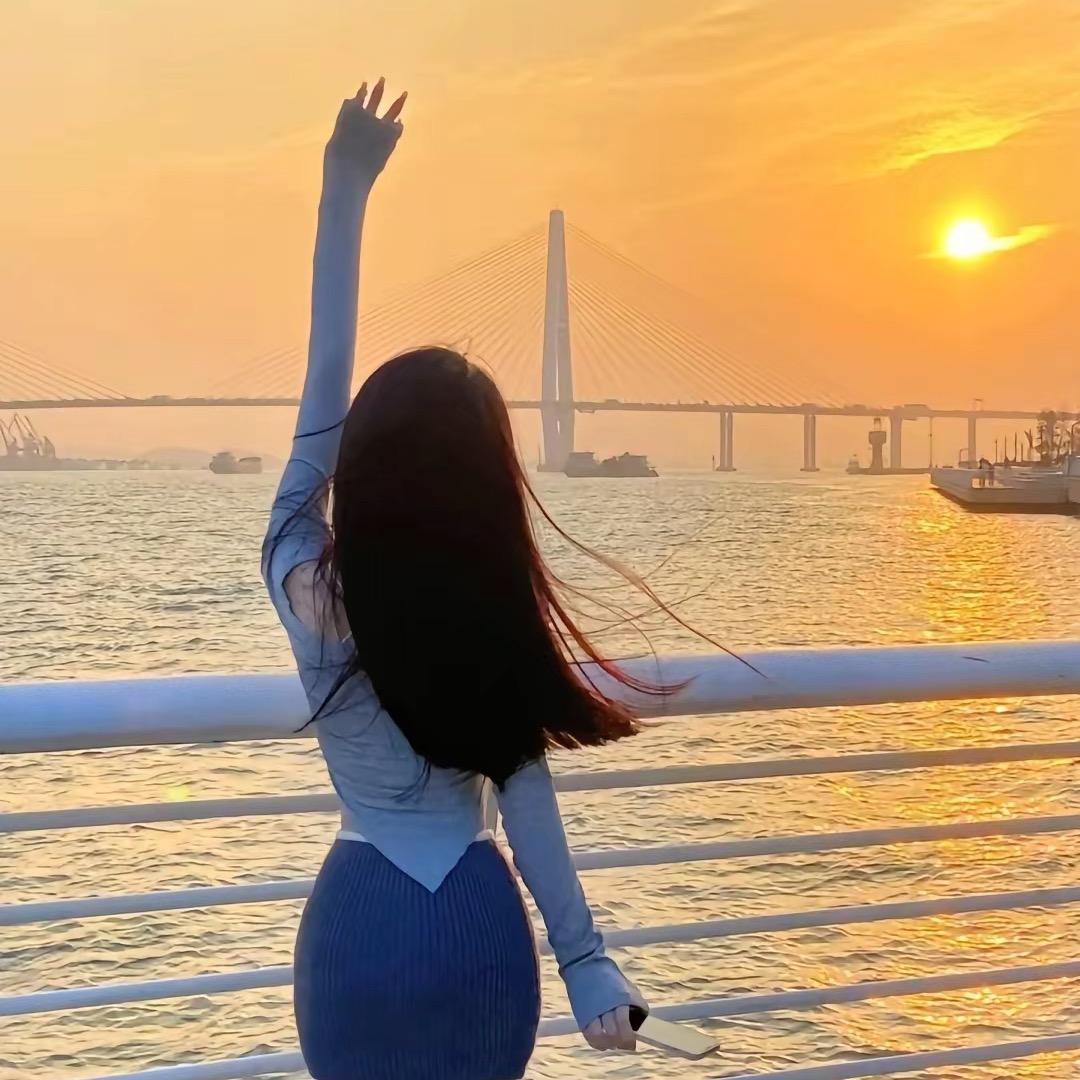 极感小璐