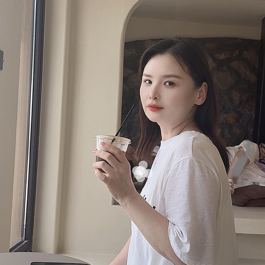 王姑娘爱喝茶