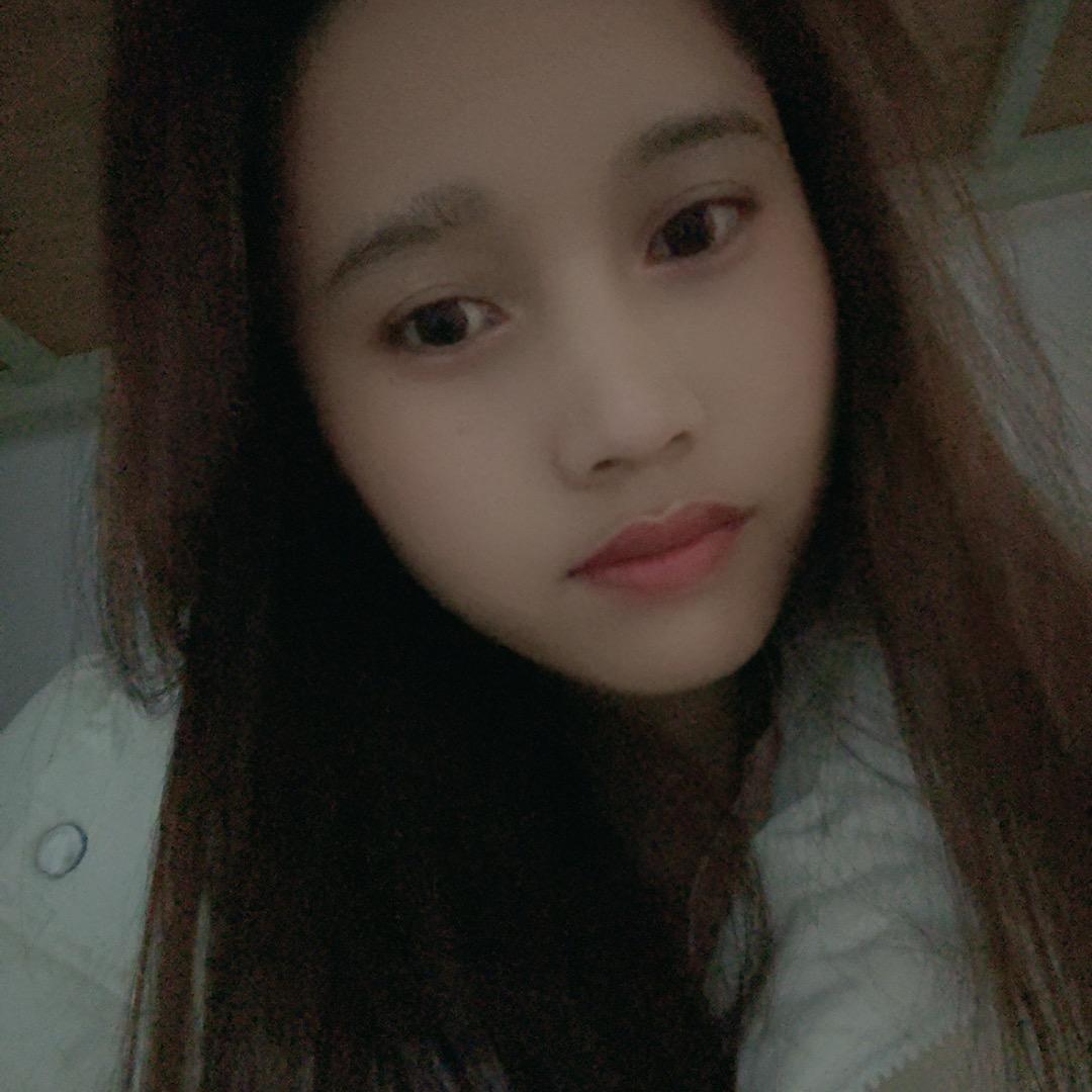 楠叶娜