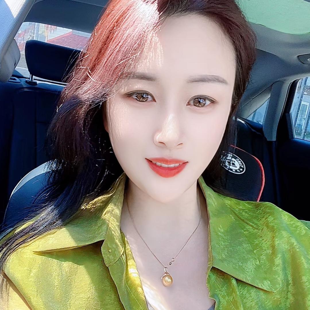 水墨青莲