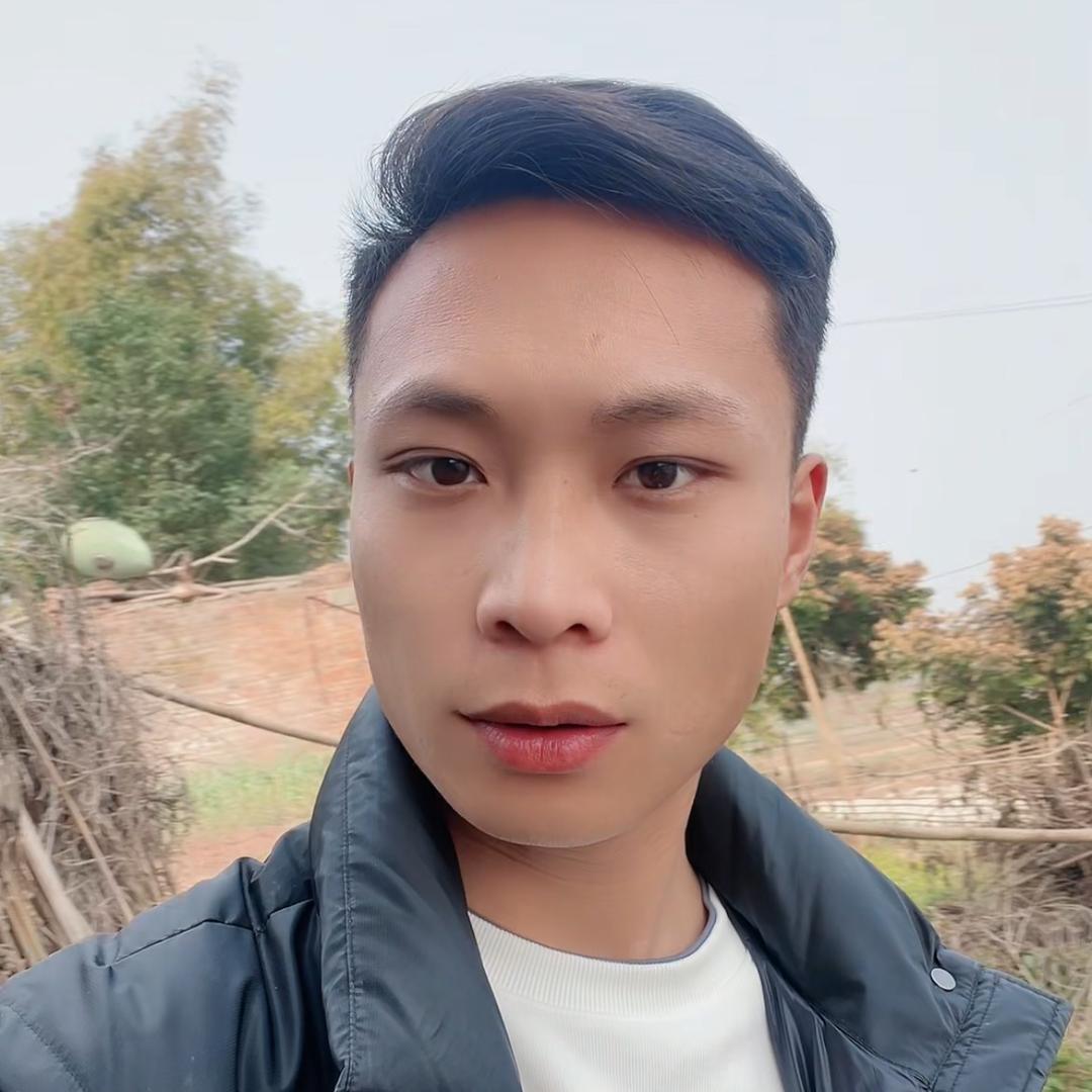 方能君