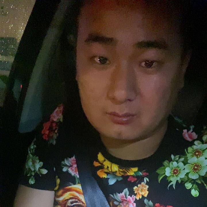 李盼
