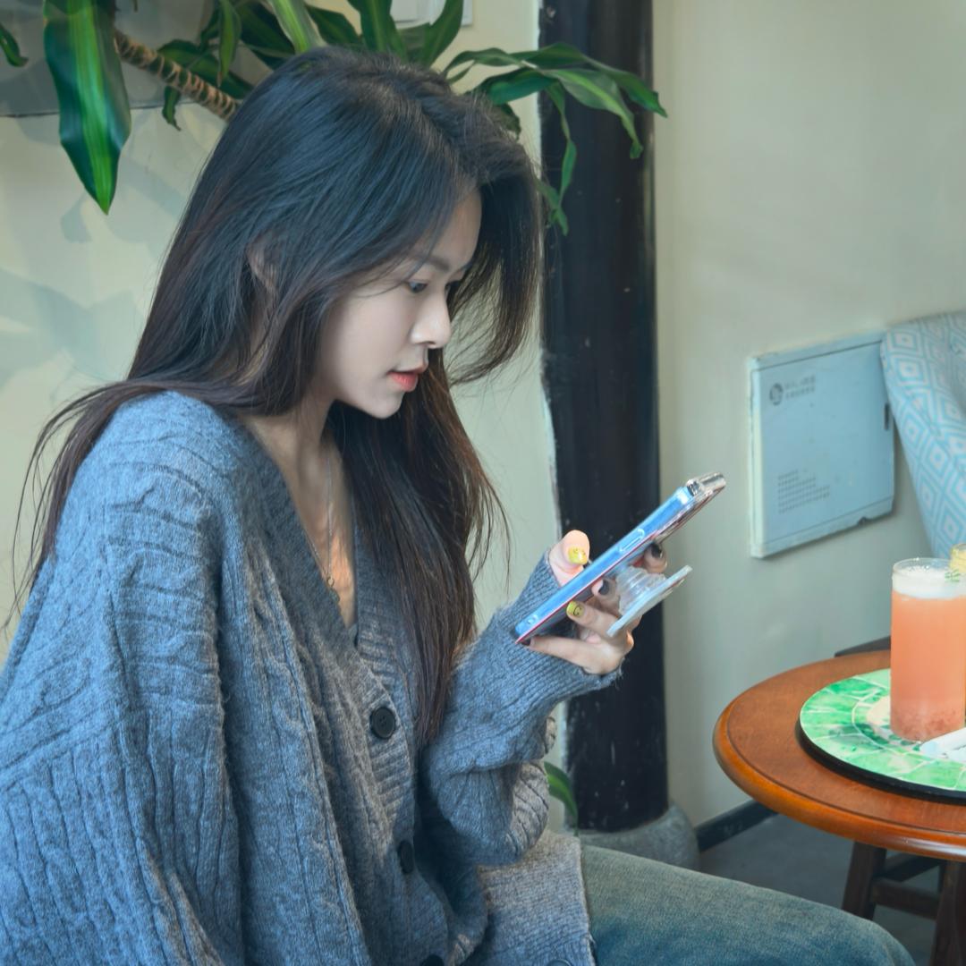 一个悲伤汉堡包