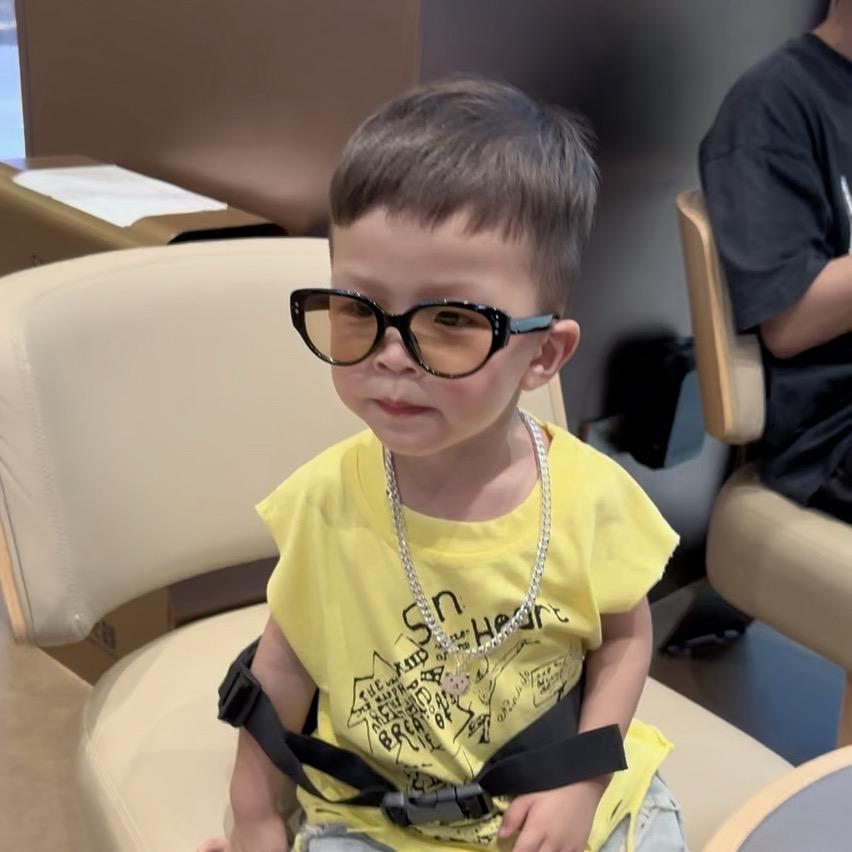 一睿崽呀