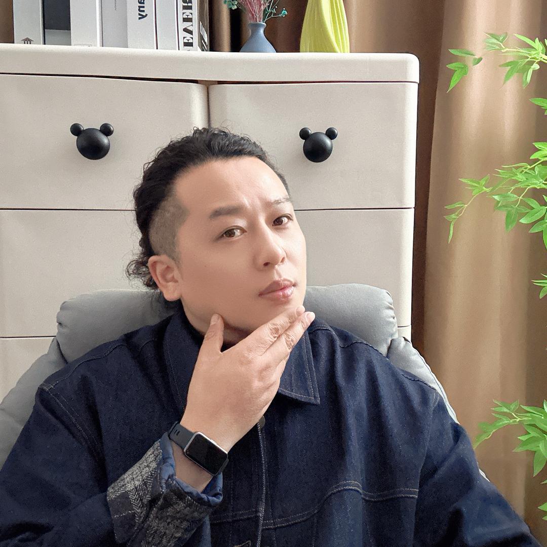 阿帅倾听
