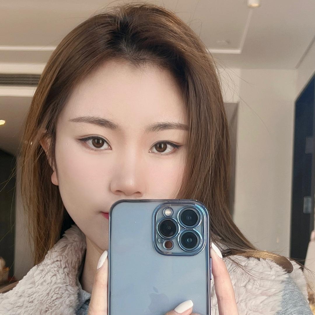 我是艳小姐呀