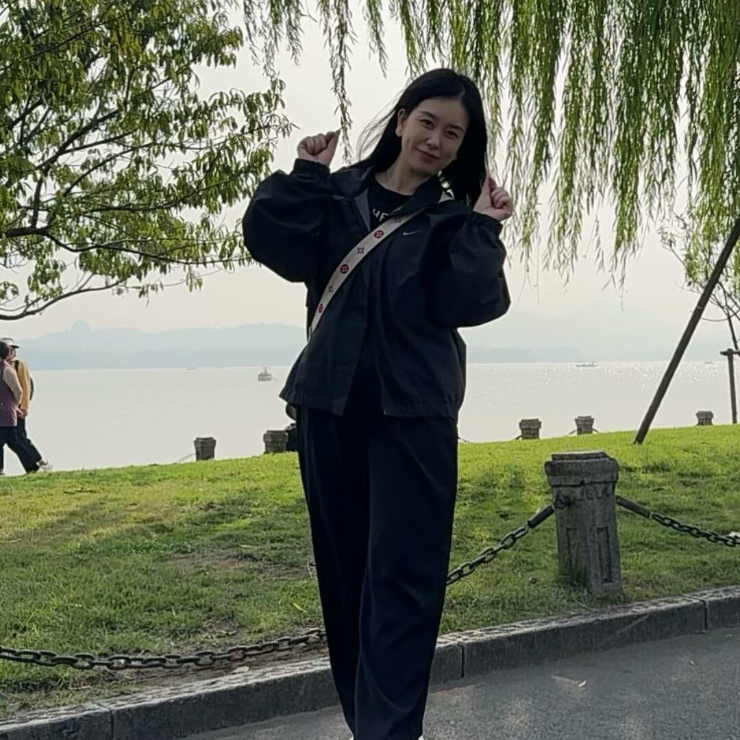 晴 姐