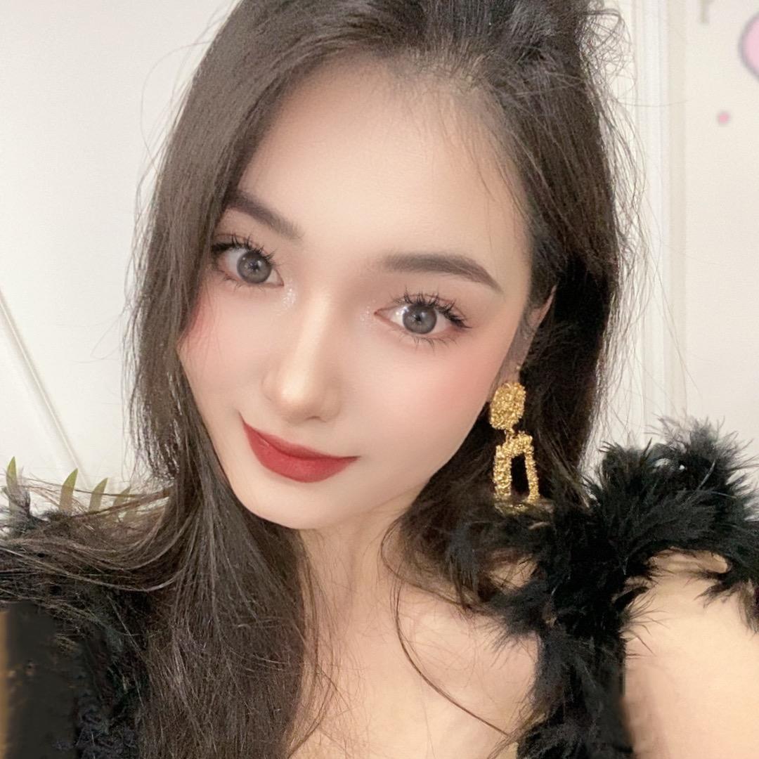 小曼 ❤️