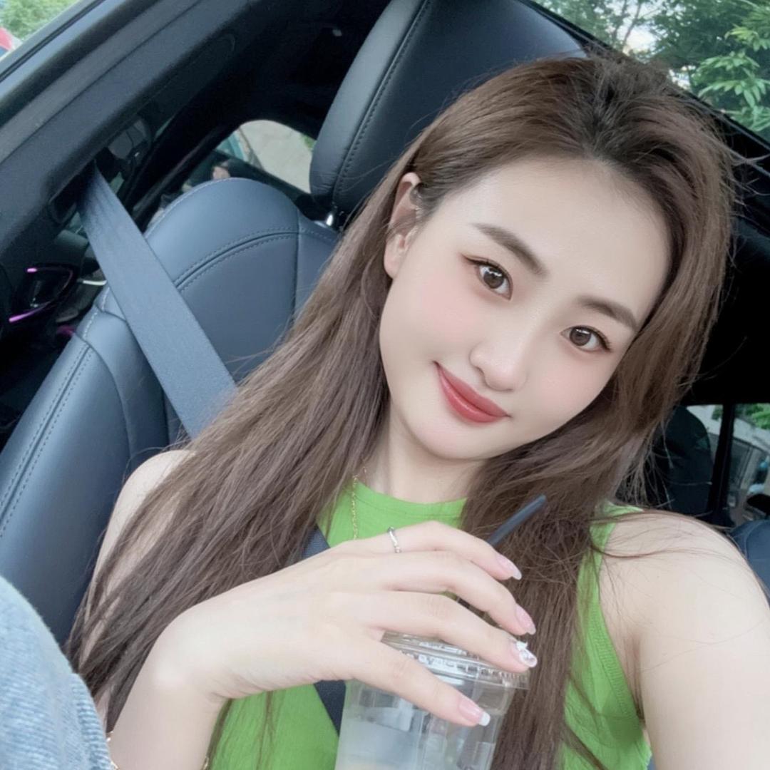 吾悦芊目眼镜🕶️