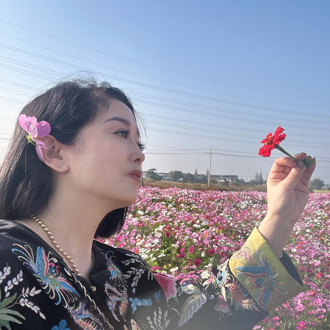 江阴市长泾芊芊服饰