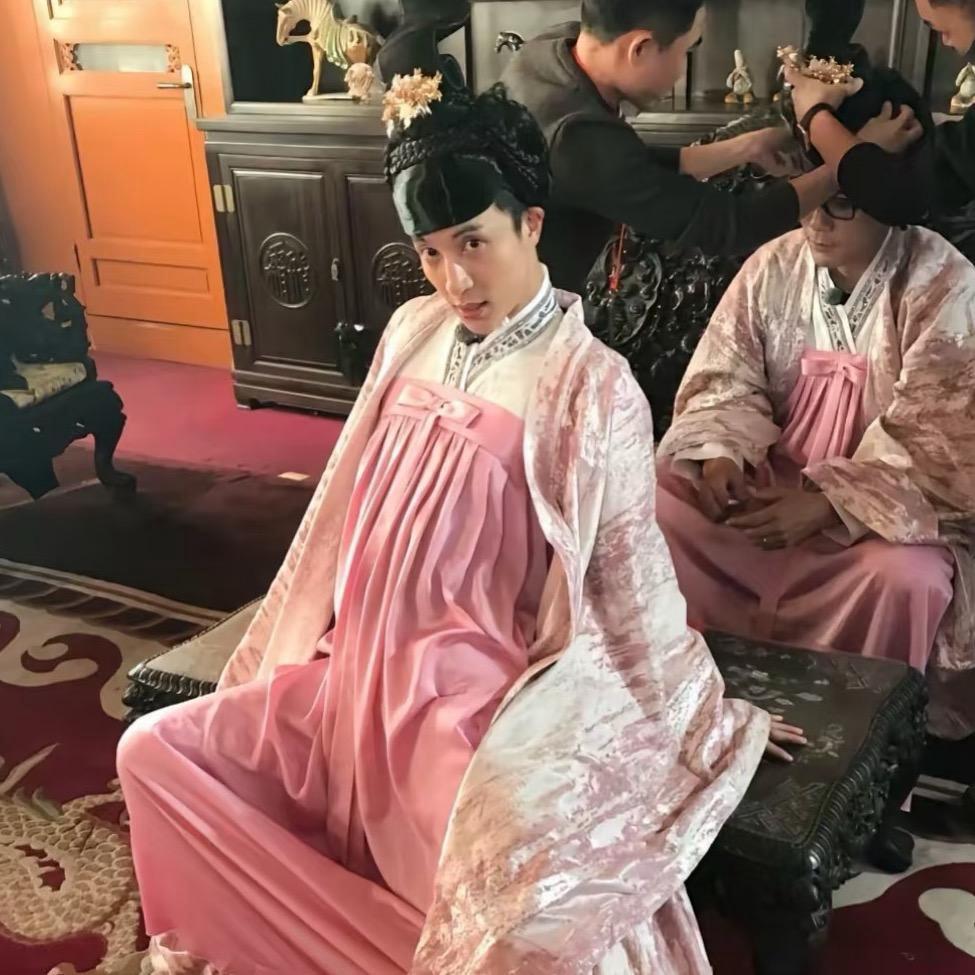 脆弱的皇帝