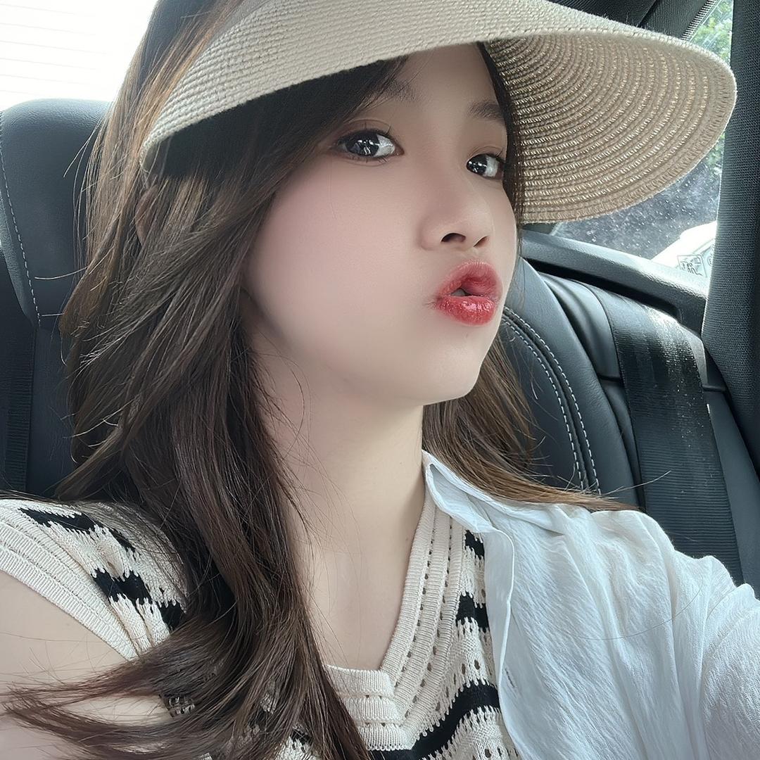 小乐同学biubiu