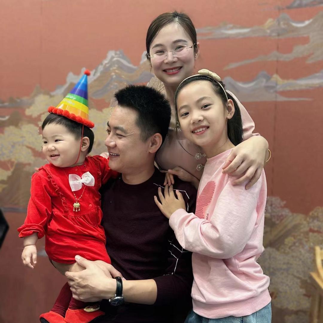 越儿和锅巴