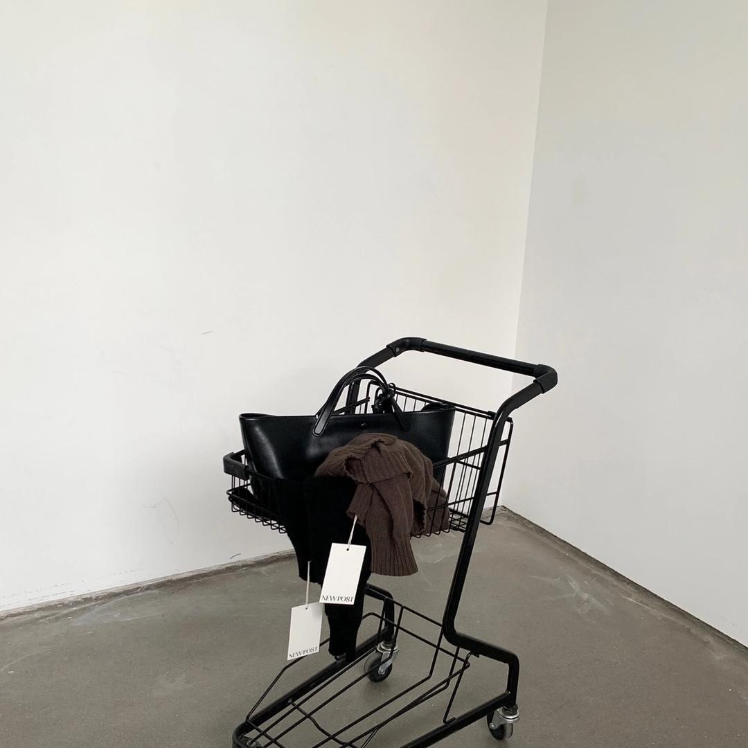 允柠女装